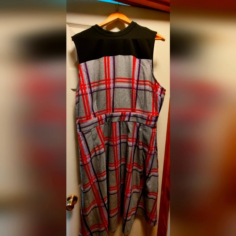 New York & Co knee length dress